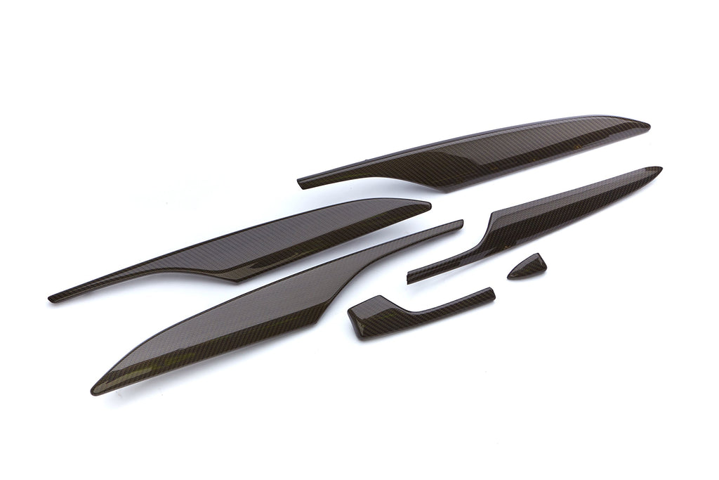 GM Accessories 22907405 Interior Trim Kit in Red Accented Carbon Fiber