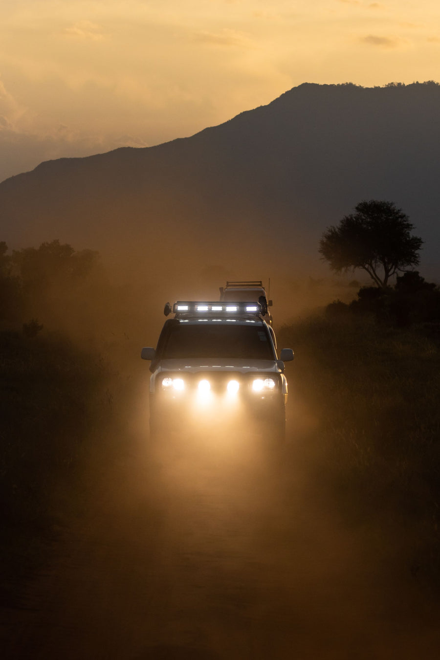 Vehicle-mounted lighting